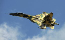 Реактивный истребитель Су-35